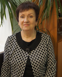 Новокрещенова Людмила Андреевна